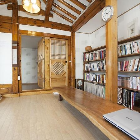Vine Hanok Guesthouse Seoul Exterior foto